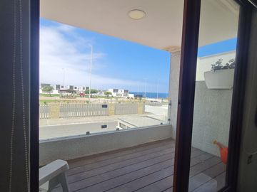 Casa en Sector Costa Laguna Condominio Cejar