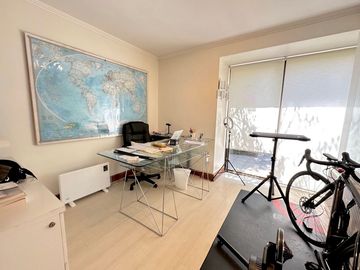 Propiedad Amplia En Chamisero, Condominio Consolidado