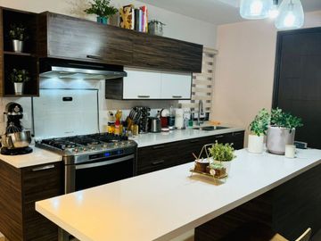 CASA EN VENTA EN EXCELENTE UBICACION