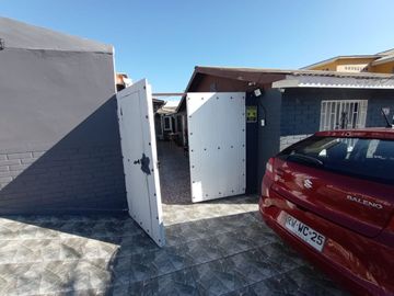 SE VENDE CASA 216M2 , COMUNA DE LA SERENA , 7 DORMITORIOS, 5 DORMITORIOS.