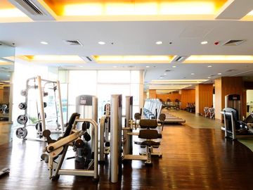 The St. Francis Shangri-La Place Tower 1 - 1 Bedroom Condo Unit with Balcony & 1 Parking Space