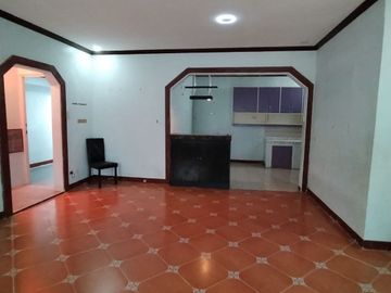 FORECLOSED HOUSE FOR SALE IN MANDARIN HOMES-GMA CAVITE