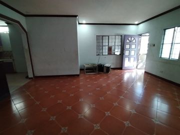 FORECLOSED HOUSE FOR SALE IN MANDARIN HOMES-GMA CAVITE