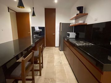 DEPARTAMENTO EN RENTA ENMONTES DE AMÉ TOTALMENTE AMUEBLADO