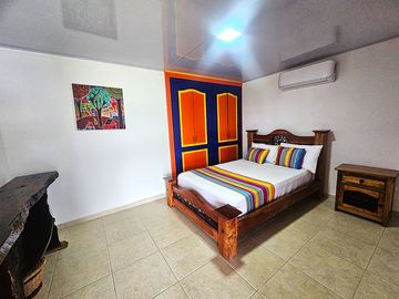 VILLA CON PISCINA, FINCA EN ARRIENDO CON ALIMENTACIÓN, PISCINA, SALÓN EJE CAFETERO, PEREIRA