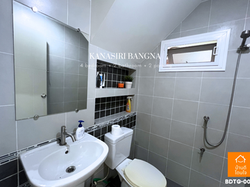 Urgent sale, luxury house, Kanasiri Bangna (79.01 sq m), 4 bedrooms, corner house, near ABAC Bangna