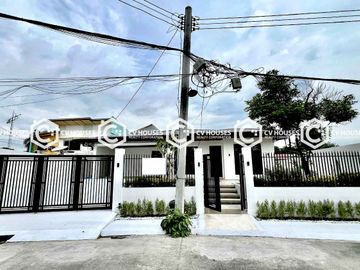 Lovely 5 Bedrooms Bungalow House & Lot for Sale with Basement!