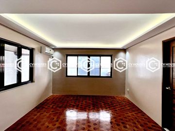 Lovely 5 Bedrooms Bungalow House & Lot for Sale with Basement!