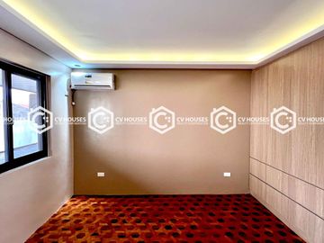 Lovely 5 Bedrooms Bungalow House & Lot for Sale with Basement!