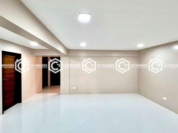 Lovely 5 Bedrooms Bungalow House & Lot for Sale with Basement!