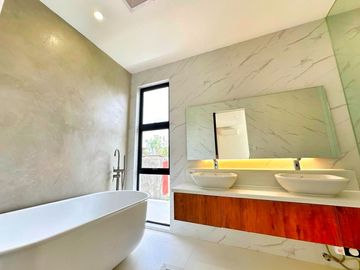 Corner Modern House with pool For Sale in Bf Homes