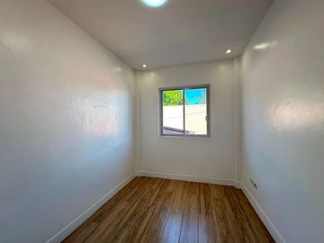 Modern well maintained Two storey House for sale in Bf Homes Paranaque