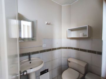 DEPARTAMENTO DUPLEX 5TO PISO EN VENTA 90 M2 URB FUNDO MONTERRICO CHICO - SURCO
