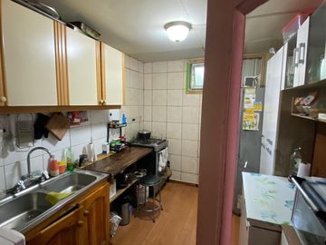Se venden Dos  Casas en mismo terreno a una cuadra del Supermercado Lider, por Av. Pedro Montt, Valdivia.