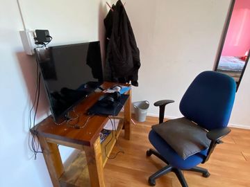 Se venden Dos  Casas en mismo terreno a una cuadra del Supermercado Lider, por Av. Pedro Montt, Valdivia.