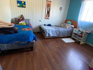 Se venden Dos  Casas en mismo terreno a una cuadra del Supermercado Lider, por Av. Pedro Montt, Valdivia.