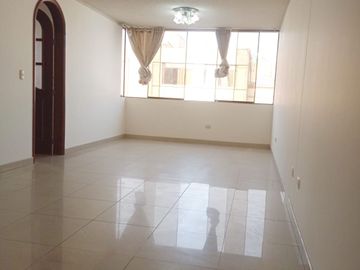 VENDO DPTO EN JESUS MARIA 106 M2 3 DORMITORIOS,2 BAÑOS Y COCHERA