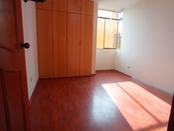 VENDO DPTO EN JESUS MARIA 106 M2 3 DORMITORIOS,2 BAÑOS Y COCHERA