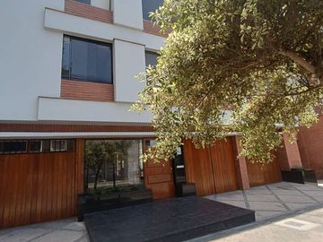 DEPARTAMENTO POR REMODELAR - 2 DORMITORIOS - 1 COCHERA - CALLE LIBERTADORES - SAN ISIDRO