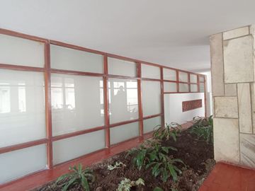 DEPARTAMENTO POR REMODELAR - 2 DORMITORIOS - 1 COCHERA - CALLE LIBERTADORES - SAN ISIDRO