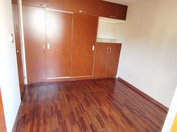 Av. Javier Prado Este N° 6680