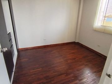 Av. Javier Prado Este N° 6680