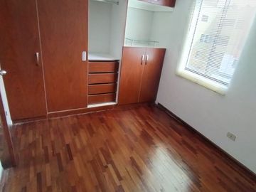 Av. Javier Prado Este N° 6680