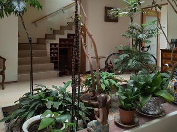 CLUB CUICACALLI, BELLA CASA MODERNISTA, EXCELENTE ESTADO