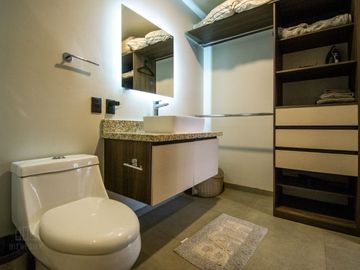 Departamento de entrega inmediata, Marina Vallarta, piso 8