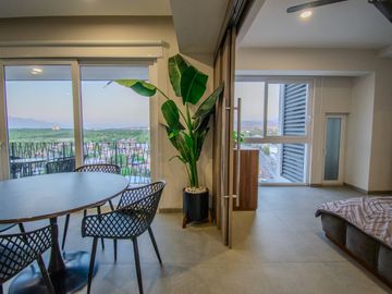 Departamento de entrega inmediata, Marina Vallarta, piso 8