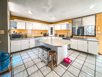 CASA EN VENTA EN ZONA CAMINO REAL Y ZAVALETA.