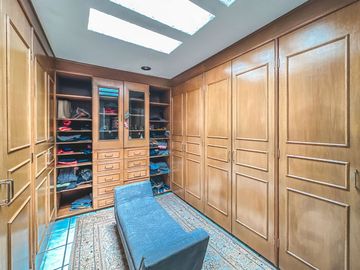 CASA EN VENTA EN ZONA CAMINO REAL Y ZAVALETA.