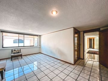 CASA EN VENTA EN ZONA CAMINO REAL Y ZAVALETA.