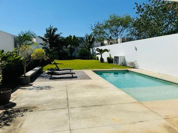 Casa en venta en fraccionamiento de lujo ubicado en Conkal , Mérida Yucatán