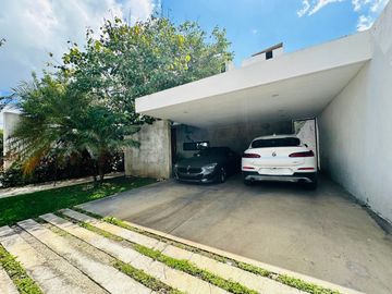 Casa en venta en fraccionamiento de lujo ubicado en Conkal , Mérida Yucatán
