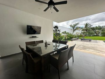 Casa en venta en fraccionamiento de lujo ubicado en Conkal , Mérida Yucatán