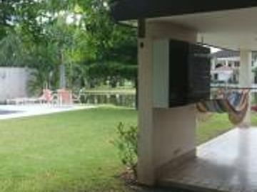 VENDO - Laguna Club-vista al lago, 4 dormitorios, salas, terraza, piscina, Jacuzzi.