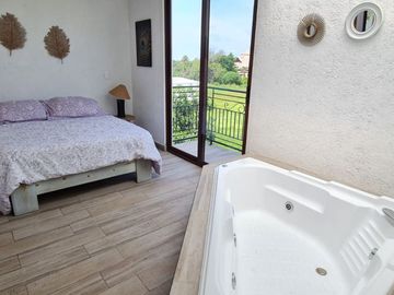 VENTA SUITES ENEN ATLIXCO,  CON ALBERCA EN EL CORREDOR GASTRONOMICO; IDEAL PARA AIRBNB CON ALBERCA
