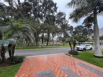 Venta De Hermosa Casa En Rinconada Del Lago - La Molina