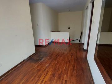 SE VENDE CASA EN BELLAVISTA