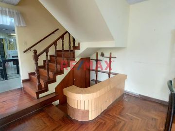 SE VENDE CASA EN BELLAVISTA