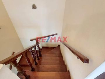 SE VENDE CASA EN BELLAVISTA