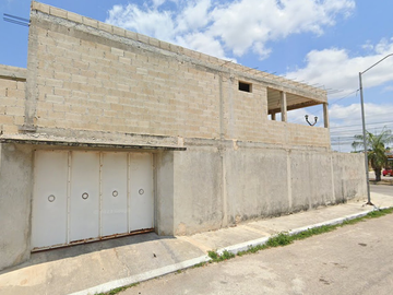 VENTA DE CASA EN COL. PASEOS DE OPICHEN, MERIDA (RECUPERACION BANCARIA)