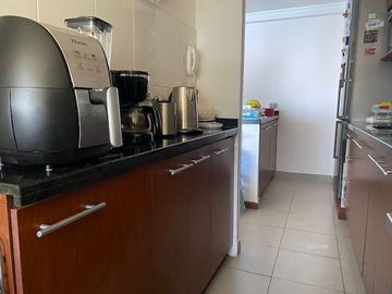 SE VENDE DEPARTAMENTO EN EDIF. ALTOS DE HUAYQUIQUE
