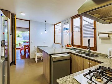 Condominio Chamisero, Cercano Alianza Francesa