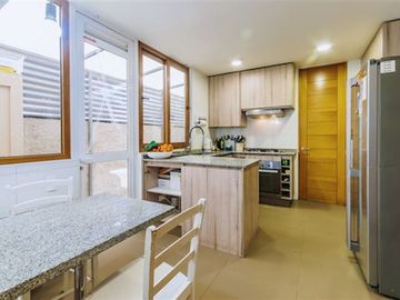 Condominio Chamisero, Cercano Alianza Francesa