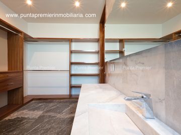Ayamonte Club de Golf de Lujo en Venta Amueblada con Alberca Zapopan Puerta de