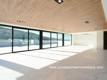 Ayamonte Club de Golf de Lujo en Venta Amueblada con Alberca Zapopan Puerta de