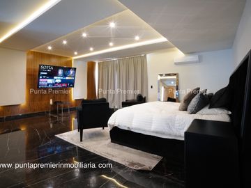 Ayamonte Club de Golf de Lujo en Venta Amueblada con Alberca Zapopan Puerta de