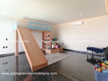 Ayamonte Club de Golf de Lujo en Venta Amueblada con Alberca Zapopan Puerta de